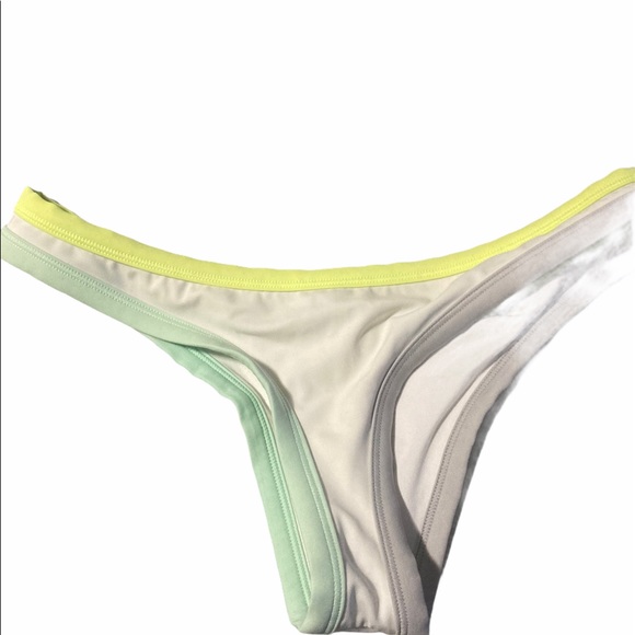 Victoria secret bathing suit - Picture 3 of 4